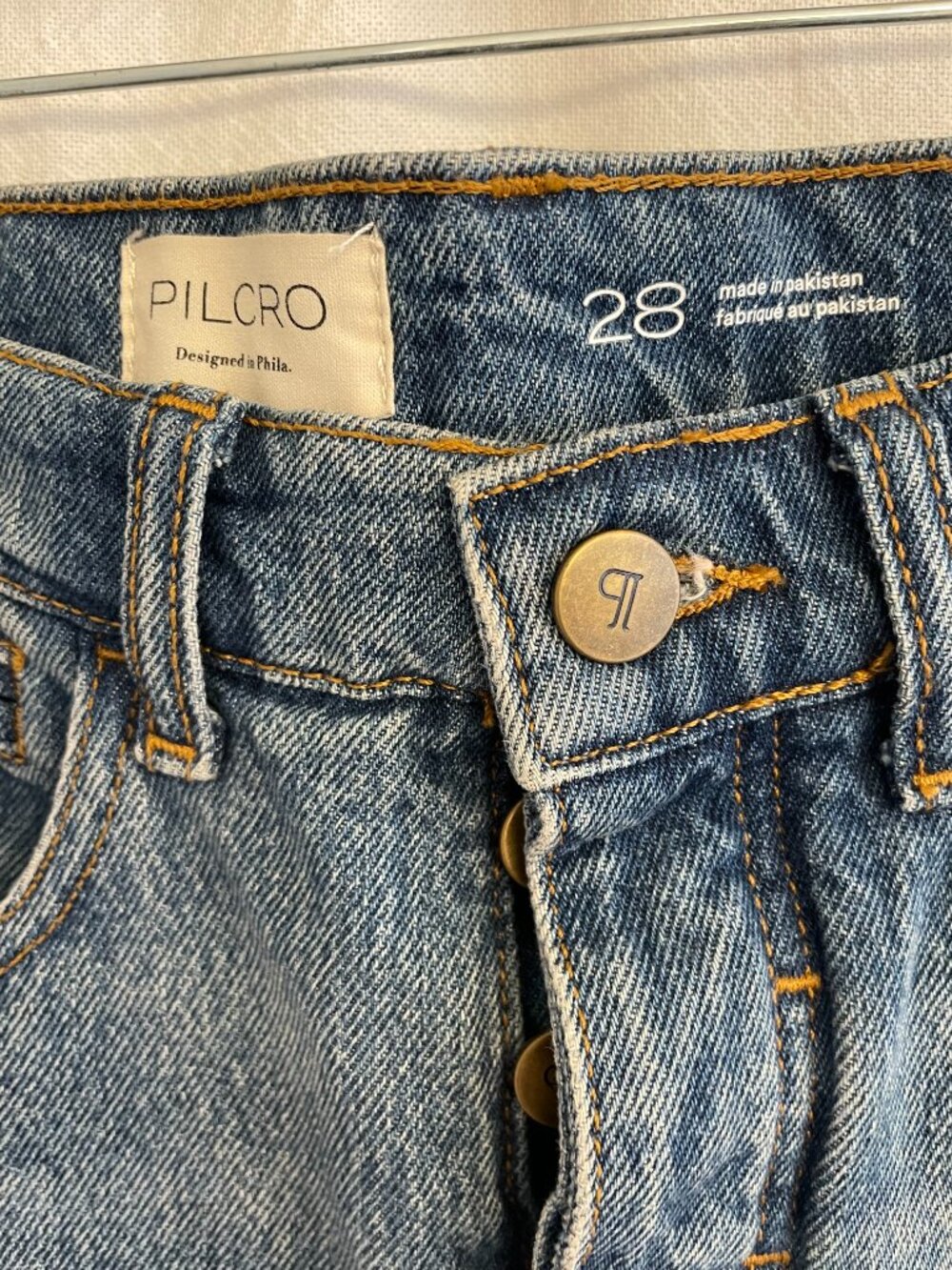 Pilcro jean shorts, size 28, NWT - Picture 4 of 10